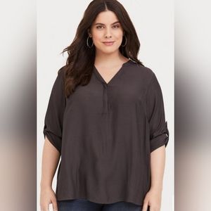Torrid, NWOT, Grey, Pleated Back, Crepe Tunic, Size 3X